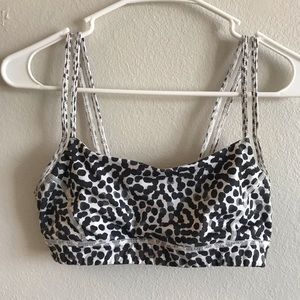 Lululemon sports bra